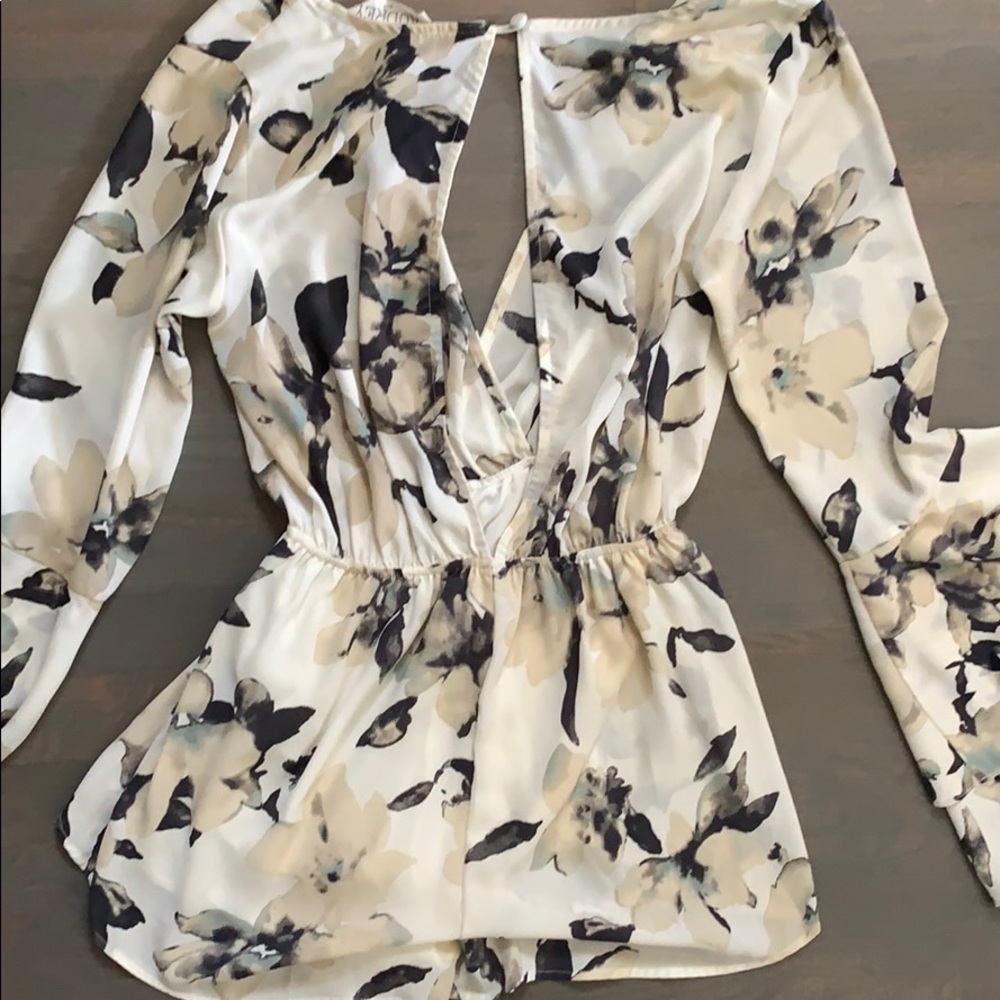 Water Color romper - Picture 2 of 3
